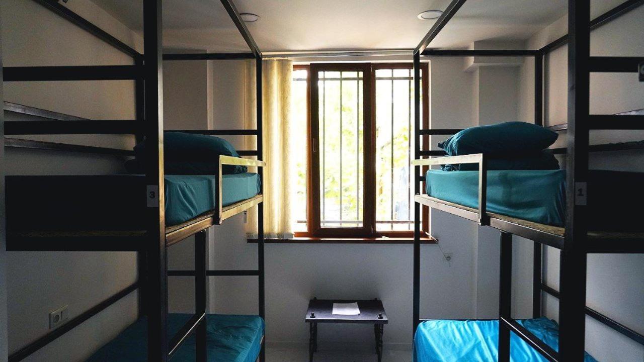 Areva Hostel On Pushkin St. Γιερεβάν Εξωτερικό φωτογραφία